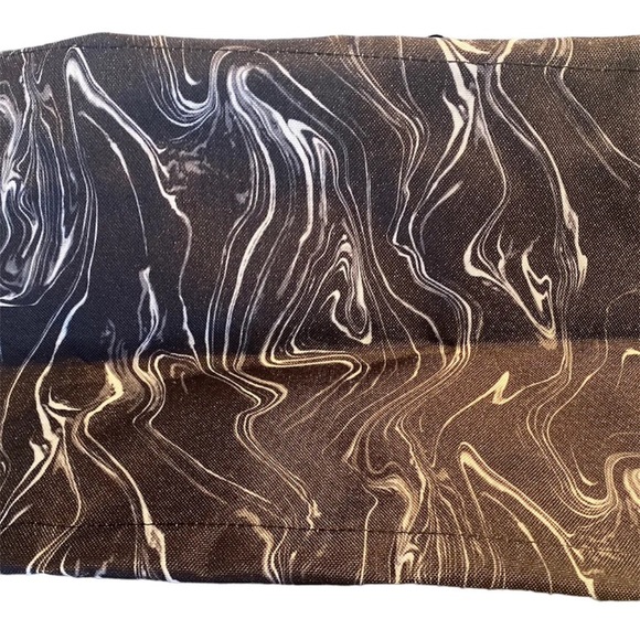 Victoria's Secret PINK - Marbled Black Duffle Bag Weekender Tote NEW! - Picture 6 of 6